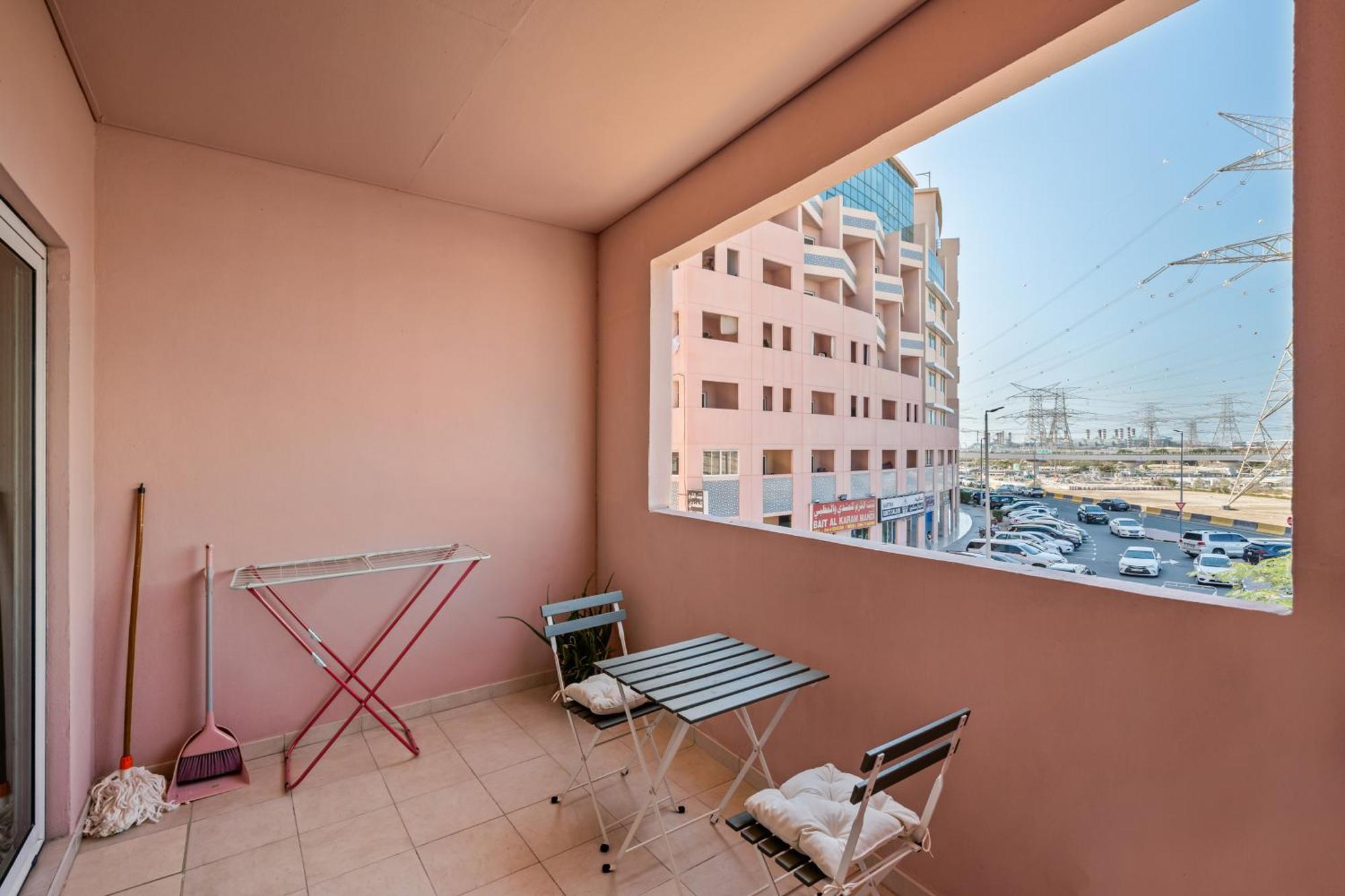 Peaceful Near Jbr Appartement *