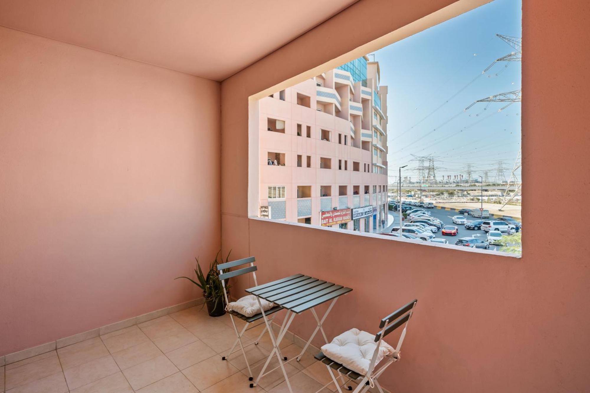 Peaceful Near Jbr Appartement Dubai